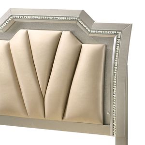 Letto Matrimoniale Kaitlyn Rivestito in Pelle Sintetica con Finitura Champagne, Include Luci LED e Vano Contenitore - Product Image 4