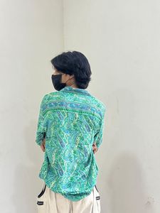 เสื้อเชิ้ตผู้ชายสีเขียวลายพิมพ์เพสลีย์ ผ้าฝ้ายลำลอง แขนยาว ปกคอปก ผ้าป๊อปลินทอระบายอากาศสำหรับฤดูร้อน - Product Image 4