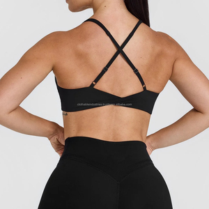 Soutien-gorge de sport sans couture pour femmes soutien-gorge de fitness personnalisé en gros vêtements de sport fabriqués au Pakistan - Product Image 5