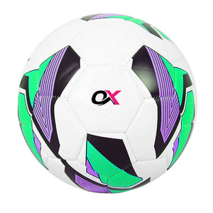 ลูกฟุตบอล PVC น้ำหนักเบาจาก Oxva Industries พร้อมโลโก้ที่ปรับแต่งได้ ผลิตจากวัสดุ TPU คุณภาพสูง เหมาะสำหรับการฝึกซ้อมและการแข่งขันของสโมสรกลางแจ้ง - Product Image 6