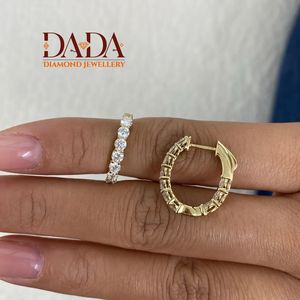 Aros Clásicos Redondos con Diamantes Cultivados en Laboratorio, Chapados en Oro y Rodio, Aros Premium para Mujeres Modernas, Regalo de Aniversario - Product Image 4