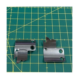 อะไหล่จักรเย็บผ้าอุตสาหกรรมเครื่องกดมีดเคลื่อนย้ายได้ SB4942-1-01 - Product Image 1