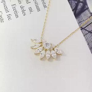 Collier pendentif en diamant de laboratoire taille marquise, motif éventail, en or massif 14K 18K, pendentif grappe délicat pour mariée, bijou floral, cadeau - Product Image 6