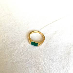 Bague empilable classique en onyx vert naturel, argent sterling plaqué or, pour fêtes et festivals, bijoux faits à la main, fournisseur en gros - Product Image 3