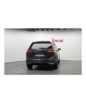 Volkswagen Tiguan 2.0 TDI Prestige Septiembre 2023, Volante a la Izquierda, Diésel, 44,873 km, Asientos de Cuero, Cámara Trasera - Product Image 4
