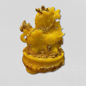 Figura de Dragón de Resina Amarilla, Artesanía de Diseño Tradicional, Amuleto de la Suerte Realista, Adorno de Feng Shui, Escultura de Mesa para el Hogar - Product Image 5