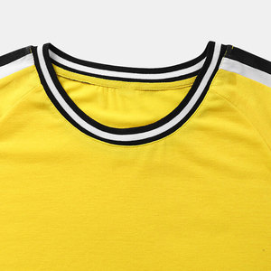 T-shirt pour homme à manches courtes jaune, col rond, couleur unie, bordure contrastée, style décontracté, 100% coton tricoté, coupe régulière - Product Image 3
