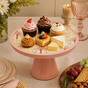 Support à gâteau en céramique à deux niveaux avec motif houx et bordure dorée, plateau rond pour servir desserts et en-cas - Product Image 2