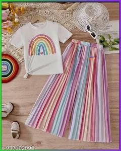 Venta al por Mayor de Conjuntos de Dos Piezas para Niñas, Estilo Coreano, Minimalista, Casual, Verano 2026, Camiseta de Manga Corta y Pantalones Cortos - Product Image 3