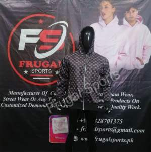 Sudaderas con Sublimación Personalizada para Hombre y Mujer, Sudaderas Lisas de Poliéster para Impresión por Sublimación al por Mayor - Product Image 1