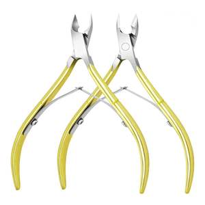 Cortacutículas de Lujo con Mango Dorado, Cortador de Uñas Profesional de Acero Inoxidable, Herramienta de Manicura de Alta Gama - Product Image 1