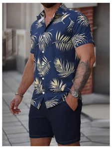 Ensemble homme imprimé, chemise à manches courtes et short de plage assortis, tenue décontractée estivale colorée, ensemble deux pièces pour homme - Product Image 2