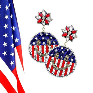 ต่างหูเม็ดลูกปัดลายเค้ก ต่างหูปักลายเม็ดลูกปัดสำหรับงานมาร์ดิกราส์ จากอินเดีย ต่างหูทำมือโดย MD HANDICRAFTS - Product Image 1