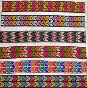 Encaje rapiyar importado con acabado impecable y calidad de tela duradera para marcas de moda. - Product Image 1