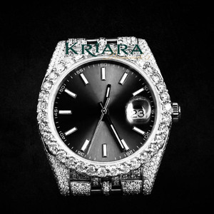 Reloj de Acero Inoxidable Dorado y Plateado de Calidad de Exportación con Esfera de Cristal y Detalles de Diamantes Genuinos para un Aspecto Lujoso - Product Image 4