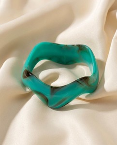 Fashion Jewelry <b>Resin</b> Bangle 100% High Quality Geometric Design Epoxy <b>Resin</b> Bangle At Very Low Cost - Product Image 3