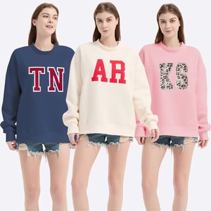 Sweat-shirt en molleton surdimensionné pour femme, col rond, imprimé sérigraphié avec logo personnalisé, manches longues, respirant, éco-responsable - Product Image 1