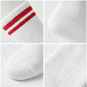 Chaussettes North Approach pour homme, blanches avec rayures rouges, imprimé lettres, en coton respirant, décontractées, pour l'été - Product Image 4
