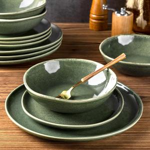 Juego de Platos de Cerámica Verde Bosque, Acabado Brillante con Diseño Moderno Redondo, Resistentes a Desportilladuras, Apilables para una Cena Elegante - Product Image 4