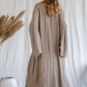 ชุดกิโมโนผ้าลินินสำหรับผู้หญิง สีขาว สไตล์โบโฮ ชุดกิโมโนสำหรับงานแต่งงาน เสื้อคลุมแบบพันตัว มีชายครุย ไซส์พลัส ชุดลำลอง - Product Image 4