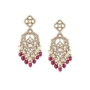 Pendientes Chandbali Kundan Premium para Mujer |   Joyería Étnica para Bodas, Pendientes de Perlas Chapados en Oro, Pendientes de Araña - Product Image 1