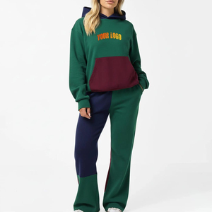 Ensemble de survêtement pour femmes, tissu haute performance, options de personnalisation de la marque, idéal pour les équipes, service rapide disponible, service OEM - Product Image 1