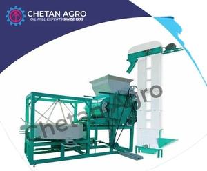 Decorticador de cacahuetes Capacidad completa de la planta 500 Kg Hora Grado comercial Eficiente Descascarado Separación de granos Planta Chetan - Product Image 1