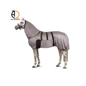 Couvertures d'hiver pour chevaux avec doublure en nylon, couvertures d'extérieur avec design unique du col pour une utilisation en extérieur - Product Image 4