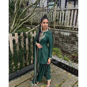 Ensemble de costume haut et bas pour femmes avec dupatta pour les fêtes - Product Image 1