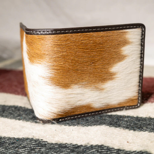 Portefeuille en cuir de vachette fait main pour homme, portefeuille en cuir véritable à poils, design fin et pliable, portefeuille en cuir premium durable - Product Image 1