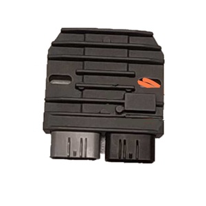 Nouveau régulateur en aluminium GHC de Taiwan pour scooter Yamaha SH847 (boîtier petit format noir) - Product Image 3