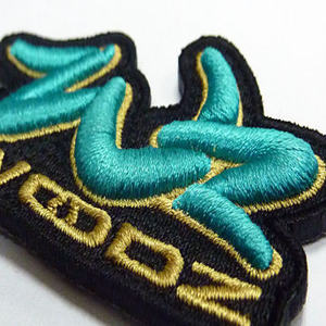 Parches Personalizados de Alta Calidad Hechos a Mano con Logotipo Occidental Bordado en 3D, de Fieltro No Tejido y Tela de Lona, para Coser o Planchar en Ropa y Sombreros - Product Image 1