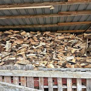 Leña de madera dura en venta - Leña de calidad seca en horno/Leña de roble/Haya/Arce/Abeto//Leña de abedul - Product Image 1