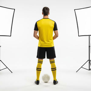 Uniforme de Fútbol Personalizado por Sublimación para Clubes, Academias y Ligas, Ligero, Antibacterial, Transpirable, Jersey y Pantalones Cortos, Global - Product Image 4