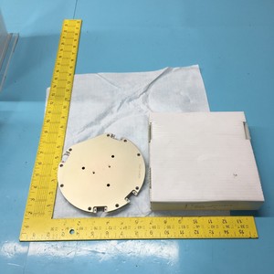 แท่นวาง AMAT 0010-00339W, ชุดประกอบ 150 MM Oxide - อุปกรณ์และชิ้นส่วนเซมิคอนดักเตอร์ระดับโลกที่เชื่อถือได้ - Product Image 1