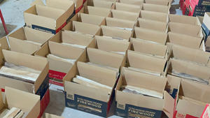 Bûches de bois de chauffage en bois dur d'eucalyptus du Vietnam, séchées au four, faible humidité, haute densité, exportation en vrac pour les marchés de chauffage - Product Image 3