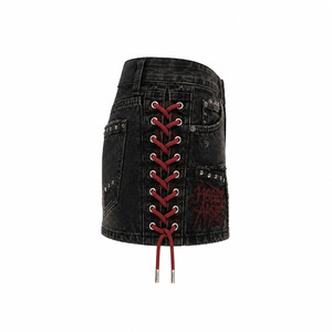 Mini-jupe en jean Rogue Lace pour femme, jupe taille basse noire délavée style Y2K punk streetwear avec lacets latéraux rouges - Product Image 3
