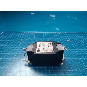 Filtro EMI Monofásico COSEL NAC-10-472-D Usado Como Parte de Equipos Semiconductores Legados - Product Image 3