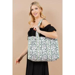 Sac fourre-tout en toile CRAFT HACKLE, style bohème, imprimé floral brodé, grand format, ouverture supérieure, pour le shopping, style estival, fabriqué au Rajasthan - Product Image 3