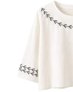 Camiseta Corta Blanca Personalizada para Mujer, Bordado Minimalista de Hojas, Manga Corta, Informal, Mezcla de Algodón Suave, Top de Verano para Mujer, Venta al Por Mayor - Product Image 5