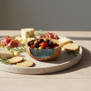Bol de service en résine de qualité alimentaire haut de gamme, parfait pour les salades, les fruits et les collations, bols à salade en résine de haute qualité, faits à la main - Product Image 1