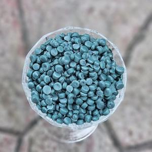 Granulés recyclés naturels de matière première plastique HDPE, prix compétitif, pour machine à souder, tuyauterie, injection, retraitement, résine, soufflage et sacs. - Product Image 2