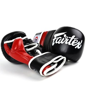 Gants d'entraînement de boxe classiques noirs et rouges en cuir PU avec fermeture auto-agrippante pour le sparring et le fitness - Product Image 5