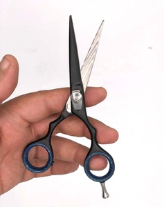 Ciseaux de barbier professionnels en acier inoxydable Tegra pour droitiers, lame tranchante, poignée en caoutchouc, 28 dents, haute qualité, vente en gros - Product Image 3