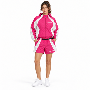 Conjunto de Chaqueta Cortavientos con Capucha Rosa y Pantalones Cortos para Mujer, Ropa Deportiva Ligera de Dos Piezas, Logotipo Personalizado, Ropa Urbana - Product Image 3