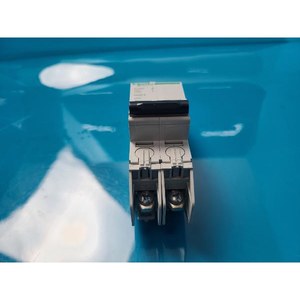 Schnider 15A-Type C60 9ขั้ว D 2ขั้ว240VAC เบรกเกอร์ขนาดเล็กที่ใช้เป็นชิ้นส่วนอุปกรณ์เซมิคอนดักเตอร์แบบดั้งเดิม - Product Image 3