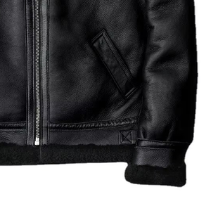 Veste en cuir noire élégante pour homme avec fermeture éclair sur le devant et panneaux côtelés sur les manches - Product Image 5