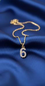 Collar con colgante de diamante moissanita incoloro con número del 0 al 9 en oro de 14 quilates, joyería fina minimalista de fabricante a bajo precio. - Product Image 4