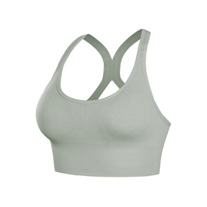 Soutien-gorge de sport respirant à maintien élevé pour femme avec logo frontal, en Spandex/Polyester, fabriqué au Pakistan, pour le yoga et les activités sportives. - Product Image 5