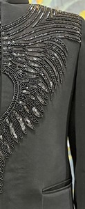 ลวดลายปีกอินทรีสีดำแบบอสมมาตร ประดับลูกปัดนูนสูง 4 มม. แบบ Bandhgala - Product Image 4